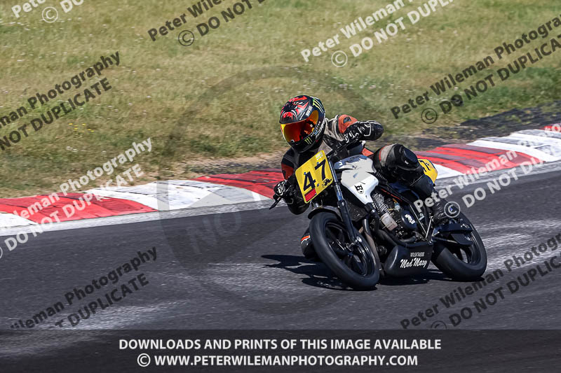 brands hatch photographs;brands no limits trackday;cadwell trackday photographs;enduro digital images;event digital images;eventdigitalimages;no limits trackdays;peter wileman photography;racing digital images;trackday digital images;trackday photos